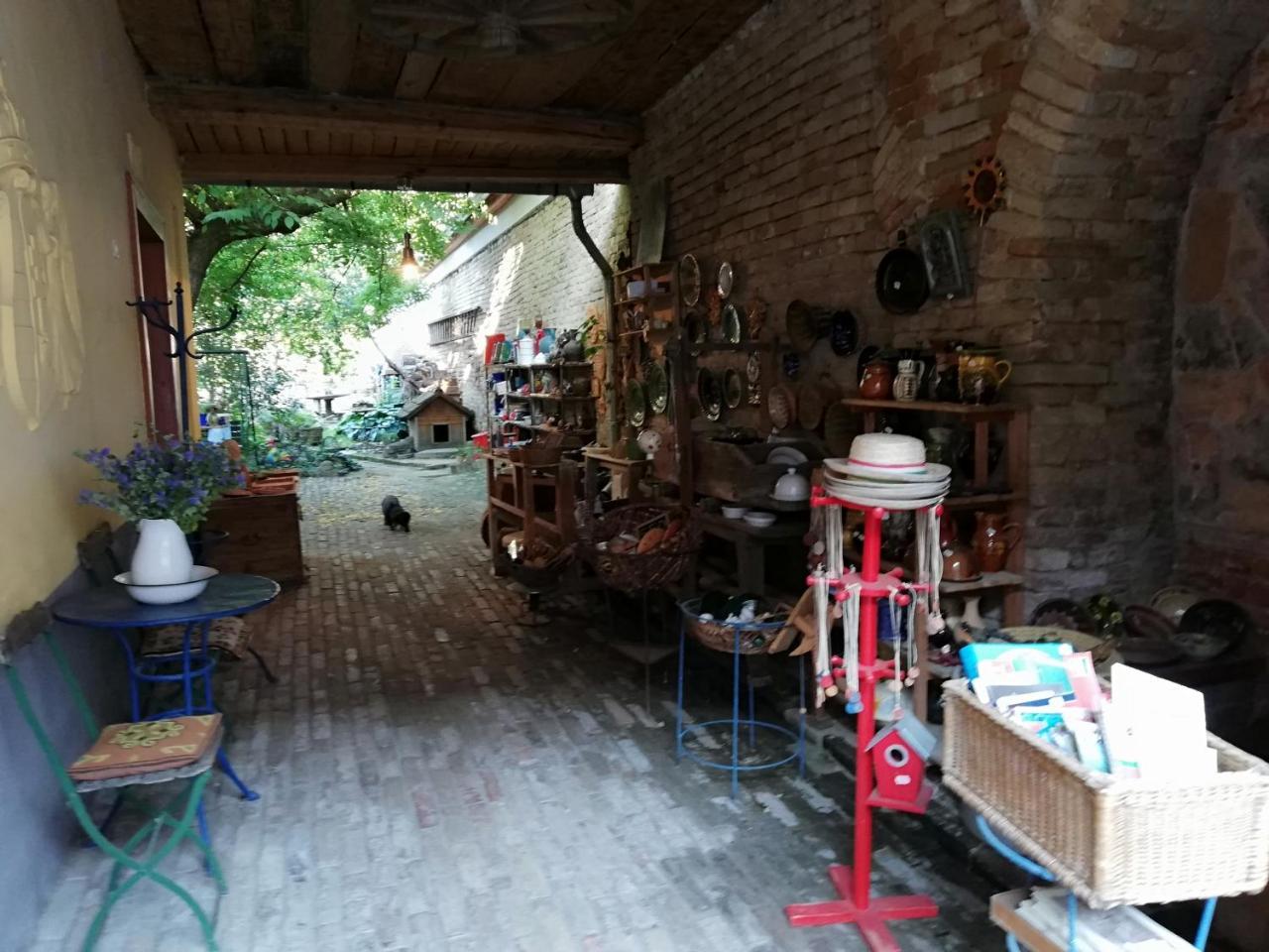 Rozmaringos Udvarhaz Dunafoldvar Extérieur photo