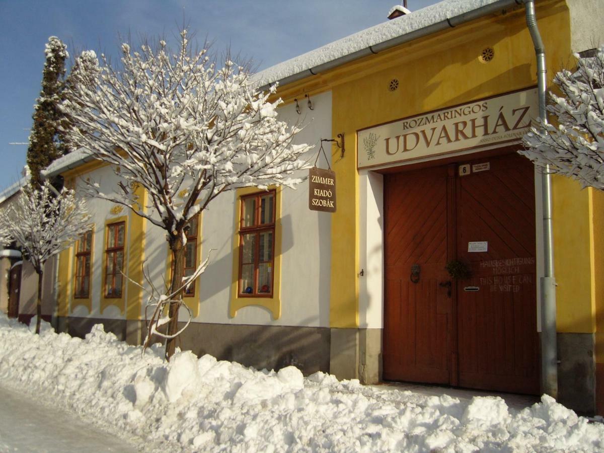 Rozmaringos Udvarhaz Dunafoldvar Extérieur photo