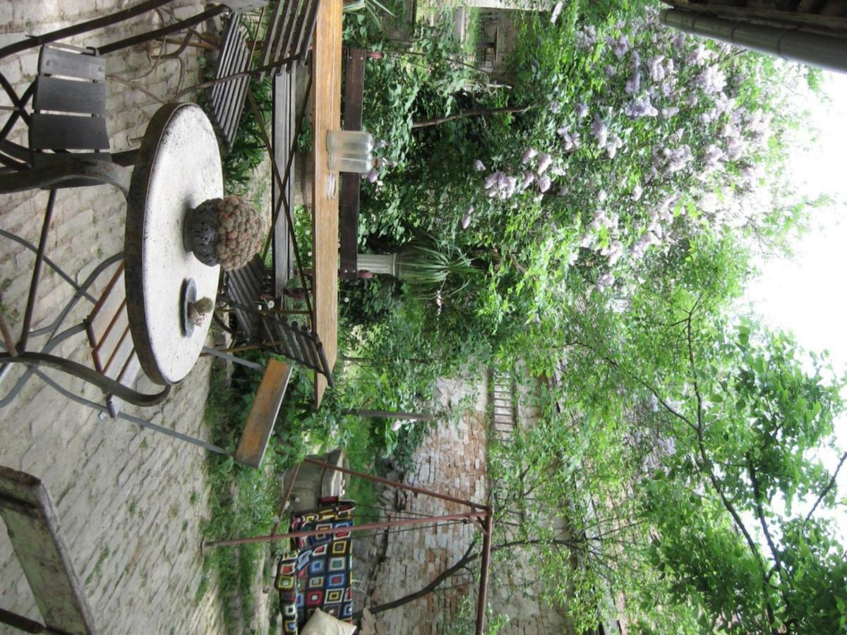 Rozmaringos Udvarhaz Dunafoldvar Extérieur photo